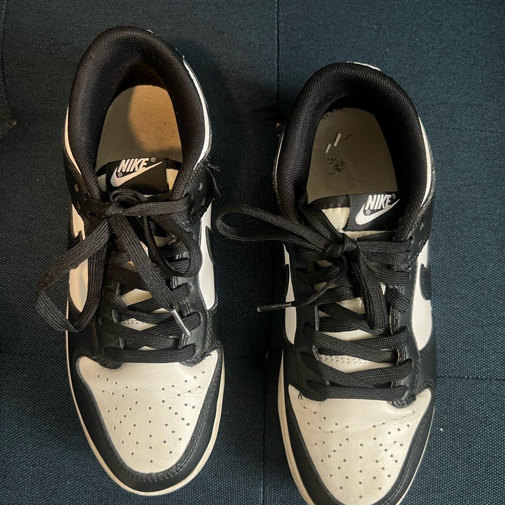 Nike panda dunks